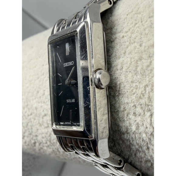 Seiko V116-0AA0 Solar Working Ladies Watch 15MM 6\